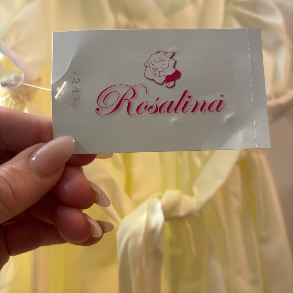 Elegant Girls' Pale Yellow Formal Dress with Smocked Bodice Heirloom Quality NWT - Picture 12 of 17